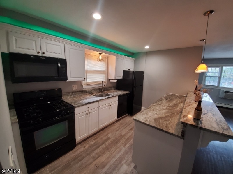 816 W Grand St unit 2A, Elizabeth, NJ 07202 - photo 1