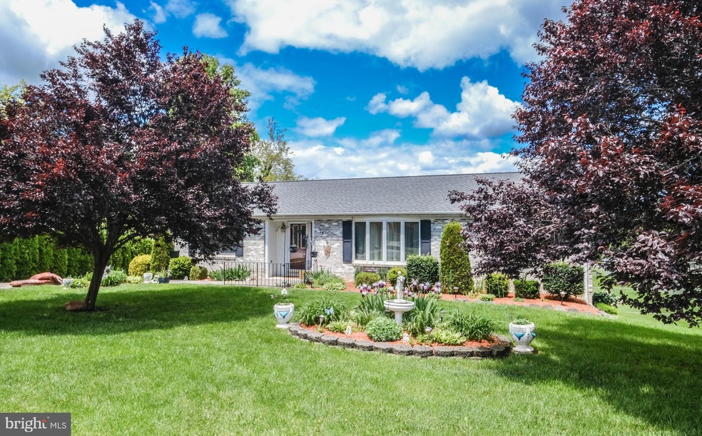 23 W 17th St, Front Royal, VA 22630 - photo 1