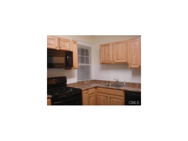 67 Woodside St unit 1 FIR, Stamford, CT 06902 - photo 1