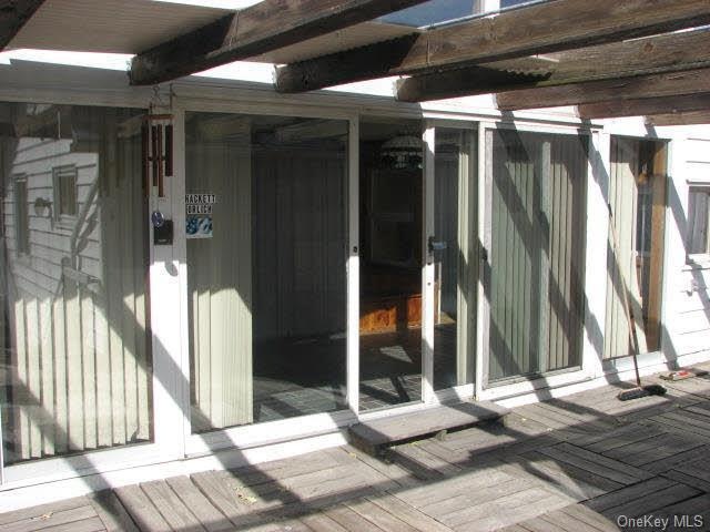 7345 S Broadway unit B, Red Hook, NY 12571 - photo 1