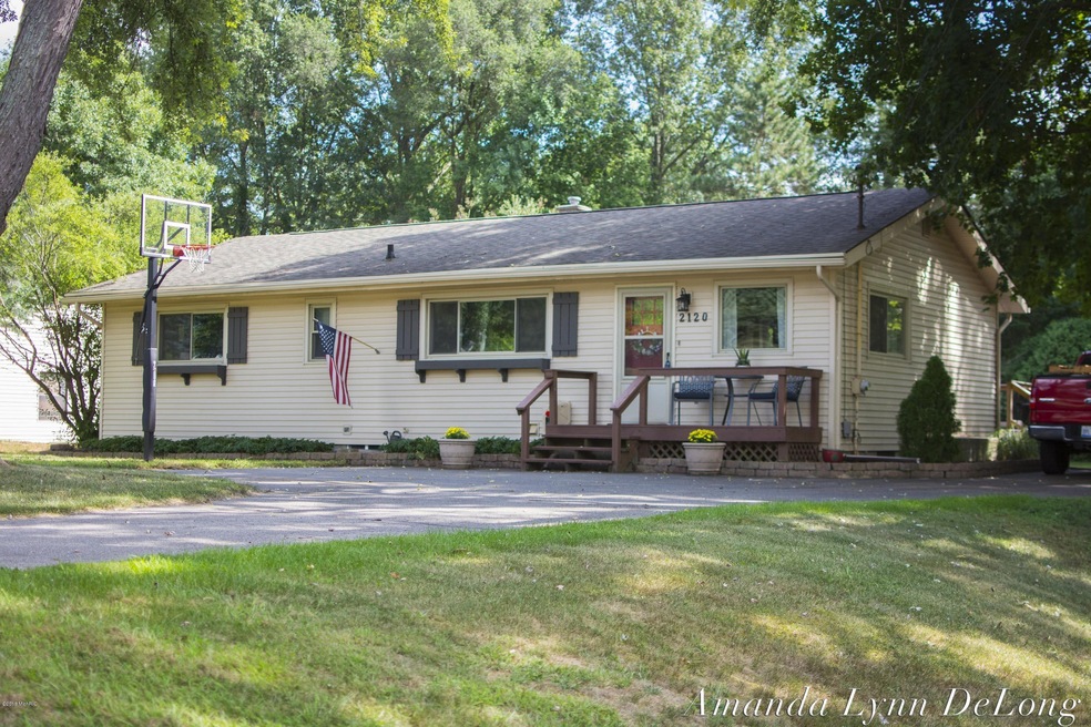 2120 3 Mile Rd NE, Grand Rapids, MI 4950