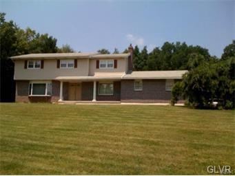 2217 Mountain Rd, Slatington, PA 18080 - photo 1