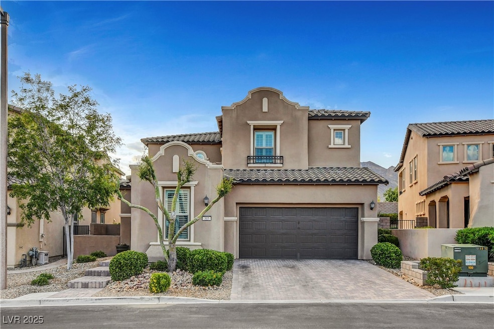 Mediterranean / spanish-style house featuring stuc