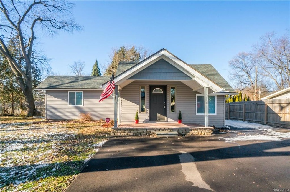 Welcome to 3598 Highview!