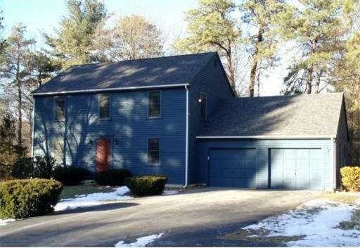2 Stallbrook Rd, Medway, MA 02053 - photo 1