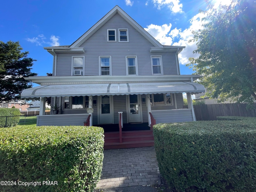 142 Carleton Ave, Hazleton, PA 18201 - photo 1