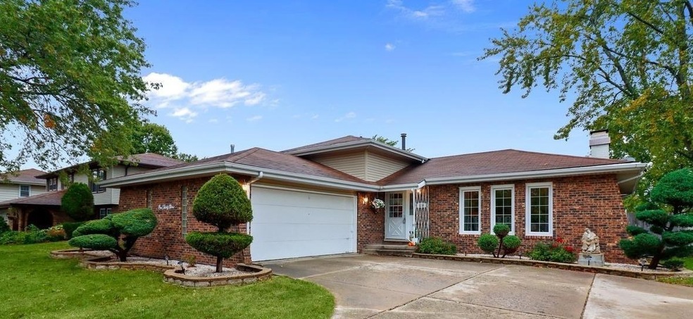 139 Concord Ct, Dyer, IN 46311 - photo 1