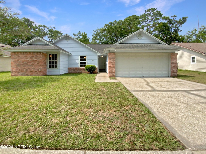 8217 Lakemont Dr, Jacksonville, FL 32216 - photo 1