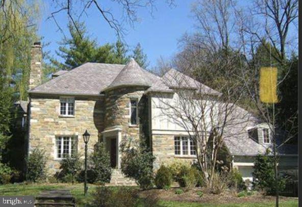 4842 Woodway Ln NW, Washington, DC 20016 - photo 1