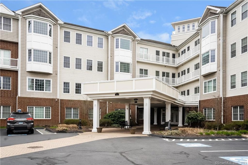 Somerset Condominiums unit 208, West Hartford, CT 06117 - photo 1