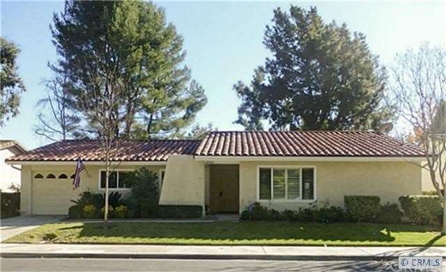 Located in the senior community of Casta del Sol, 
