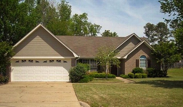 708 Deerfield Dr, Oxford, MS 38655 - photo 1