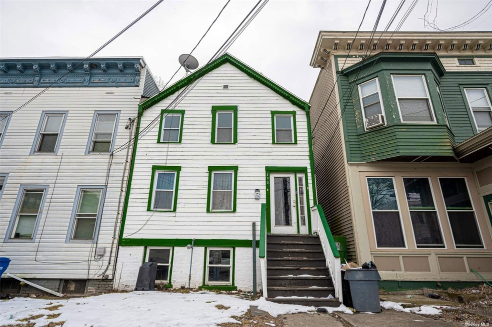 490 Yates St, Albany, NY 12208 - photo 1