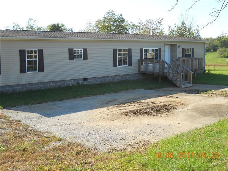 120 Laughlin Rd, Versailles, KY 40383 - photo 1