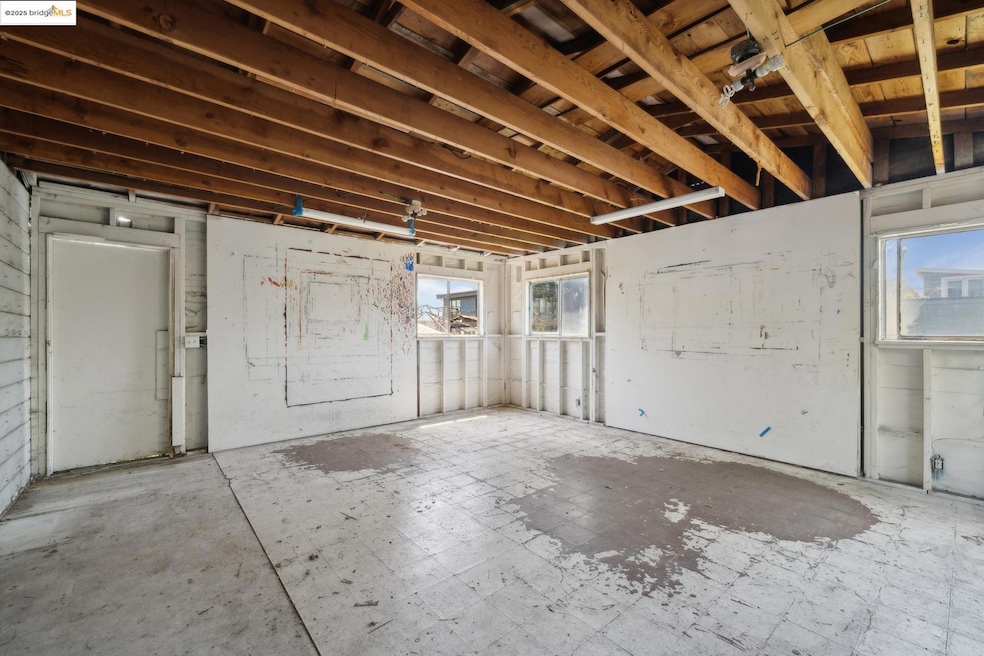 Sold $750,000 • Co-Listing Agent