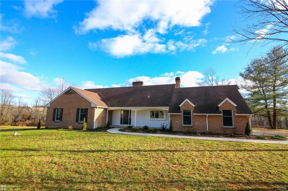 4164 Church View Rd, Emmaus, PA 18049 - photo 1