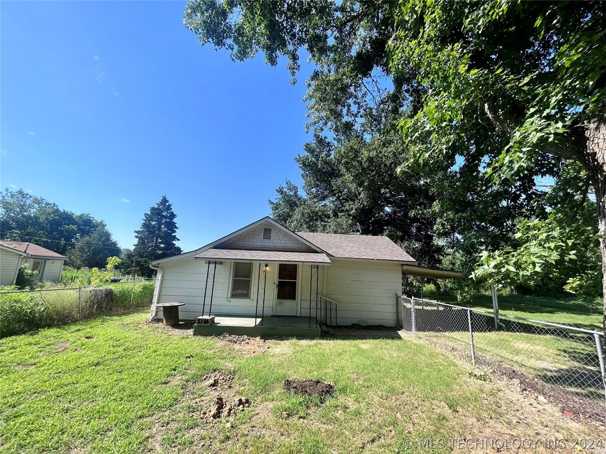 411 E Birch, Henryetta, OK 74437 - photo 1