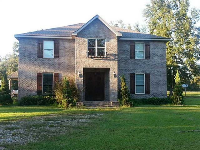 Facade/Exterior Front.