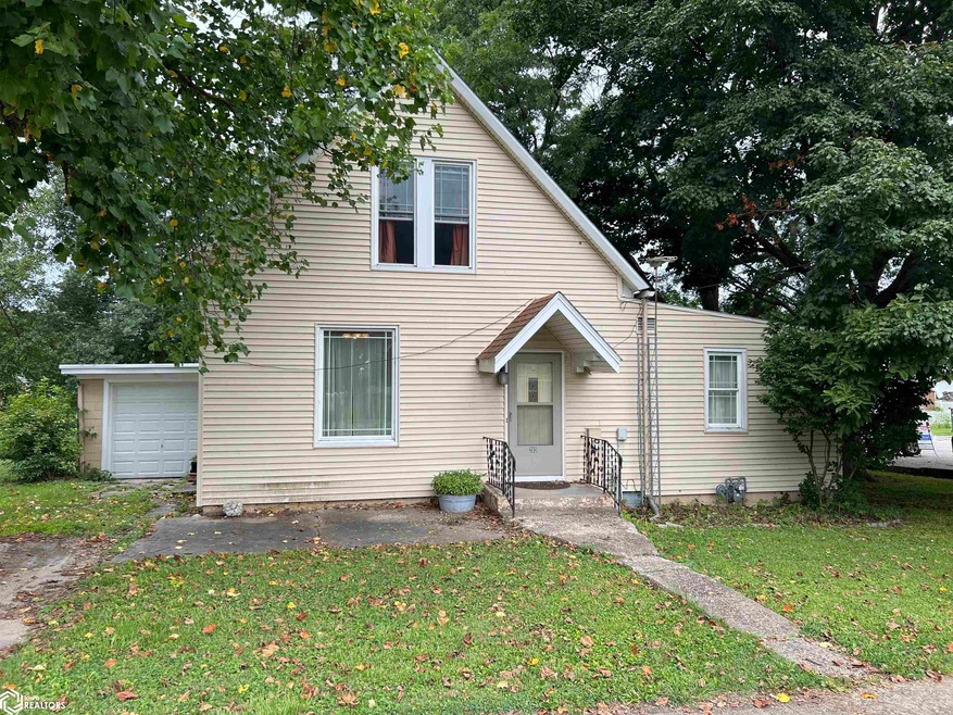 203 S Main St, Danville, IA 52623 For Sale