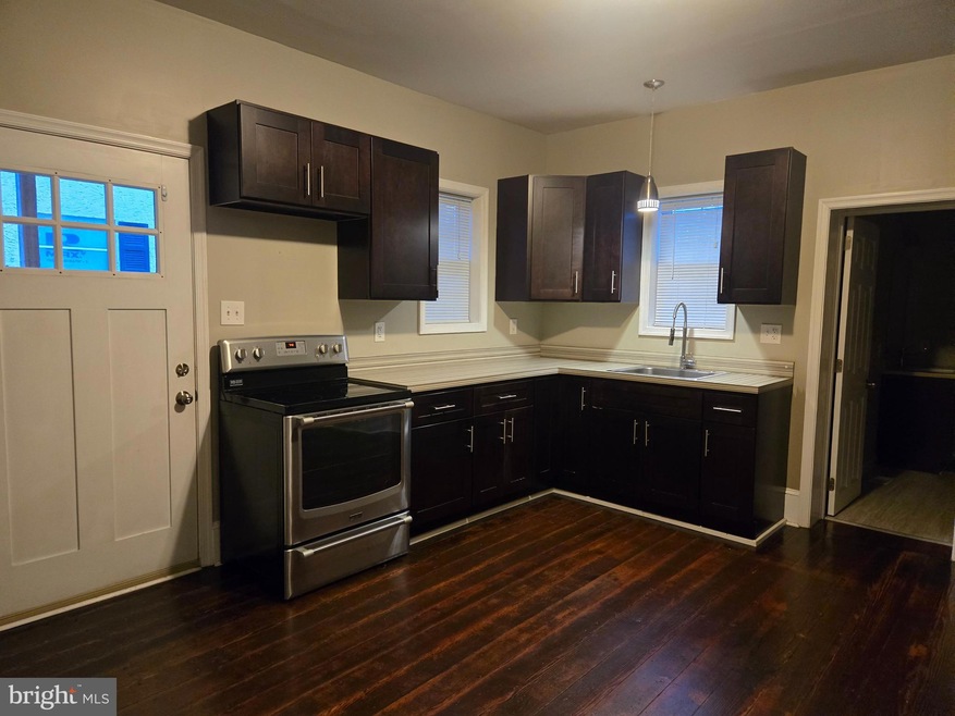 20 S Chestnut St unit 1, Boyertown, PA 19512 - photo 1