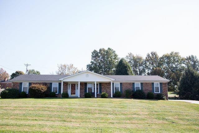 229 Farmbrook Cir, Frankfort, KY 40601 - photo 1