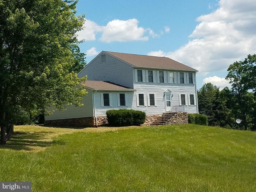 322 Junction Rd, Strasburg, VA 22657 - photo 1