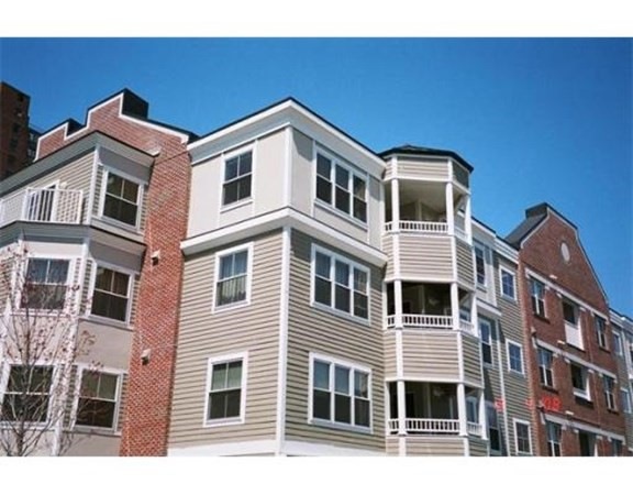 320 Rindge Ave unit 405, Cambridge, MA 02140 - photo 1