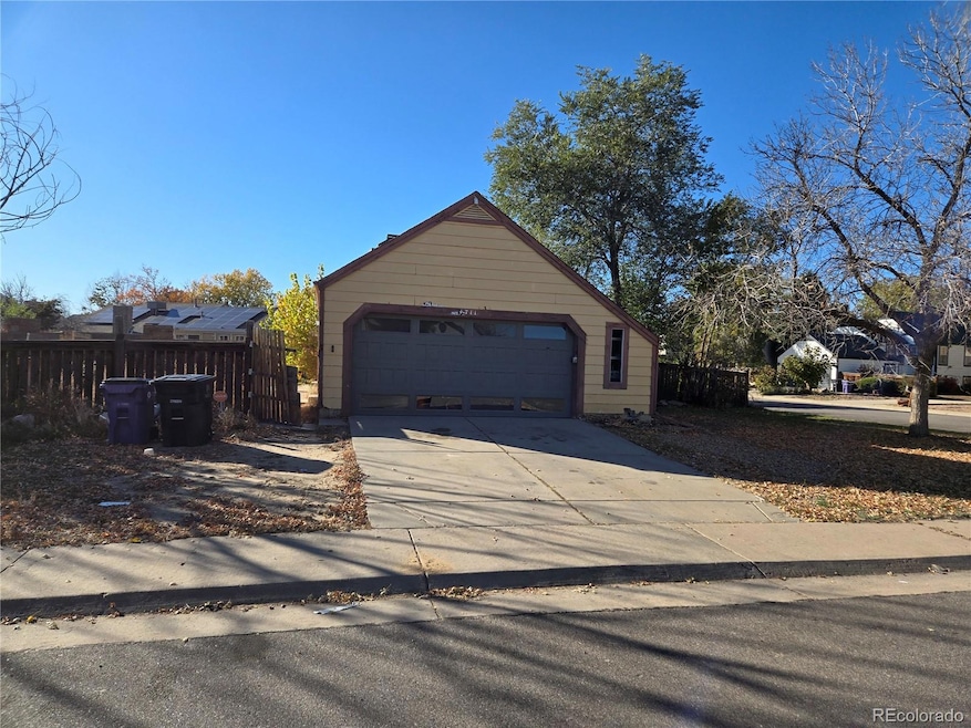 4711 Granby Way, Denver, CO 80239 - photo 1