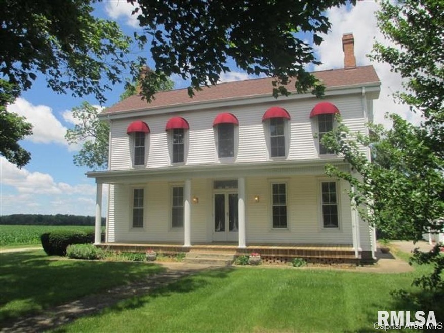 1464 Merritt Rd, Jacksonville, IL 62650 - photo 1