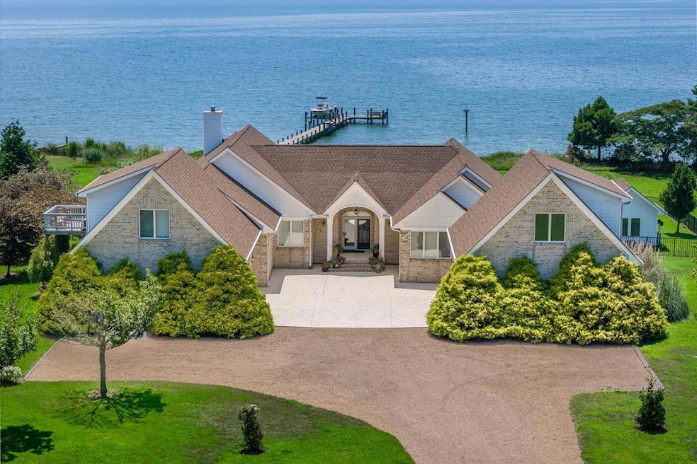 3308 Windmill Point Rd, White Stone, VA 22578 - photo 1