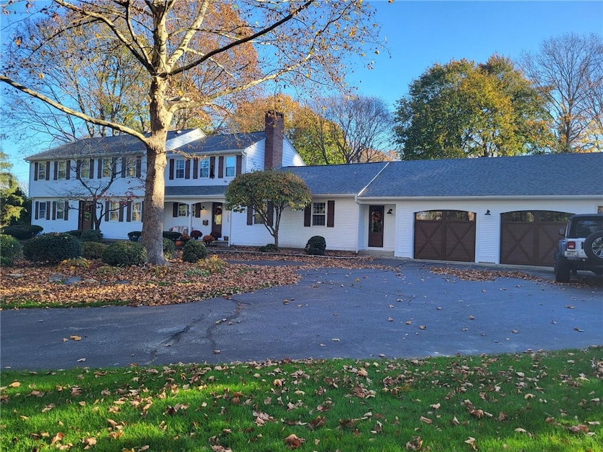 210 Cedar St, East Greenwich, RI 02818 - photo 1