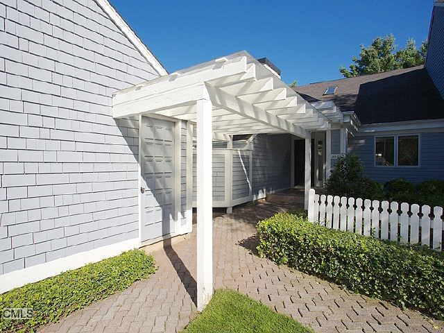 225 Lansdowne, Westport, CT 06880 - photo 1