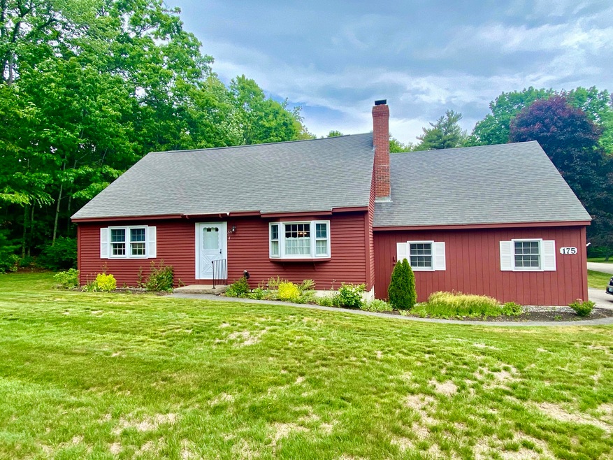 175 Flintlock Village unit 4, Wells, ME 04090 - photo 1