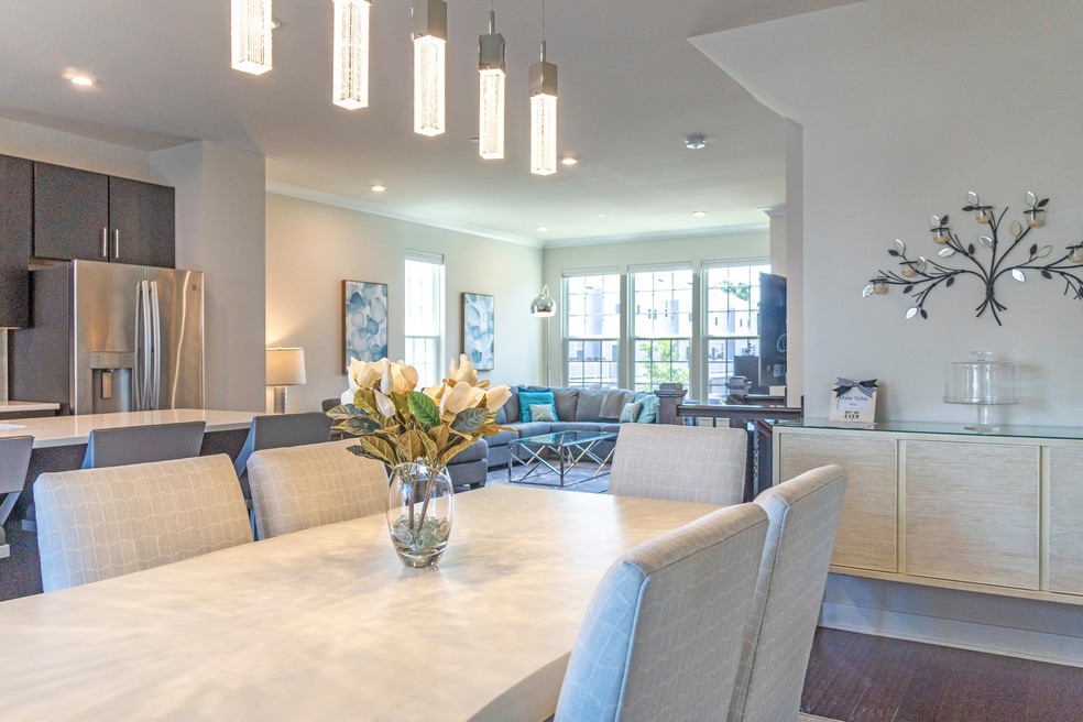 49 Nicholas Dr W unit 15A, Des Plaines, IL 60016 - photo 1