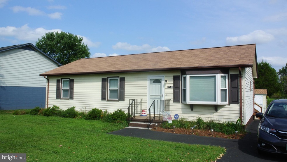 11041 Blake Ln, Bealeton, VA 22712 - photo 1