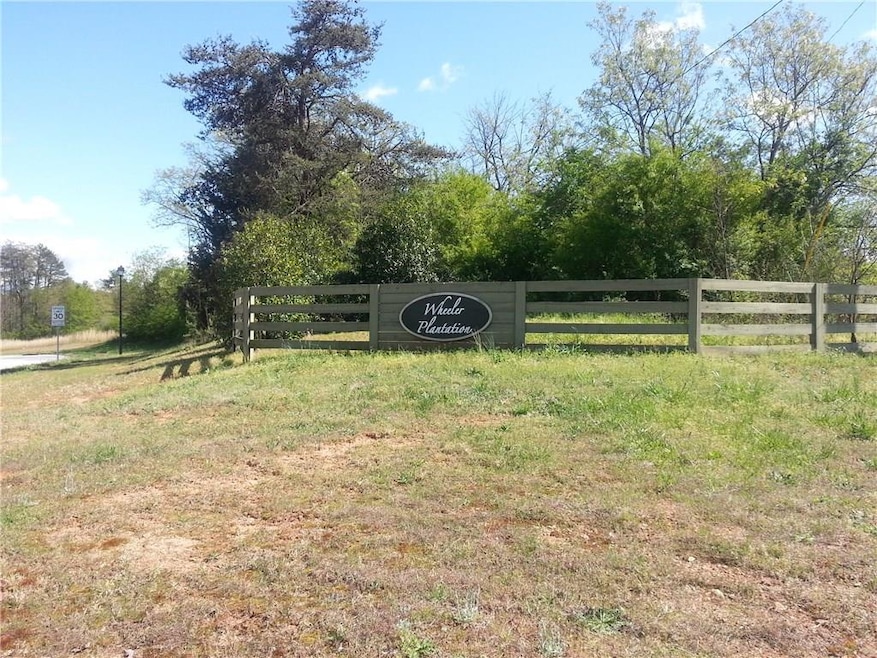 5556 Wheeler Plantation Dr, Murrayville, GA 30564 - photo 1