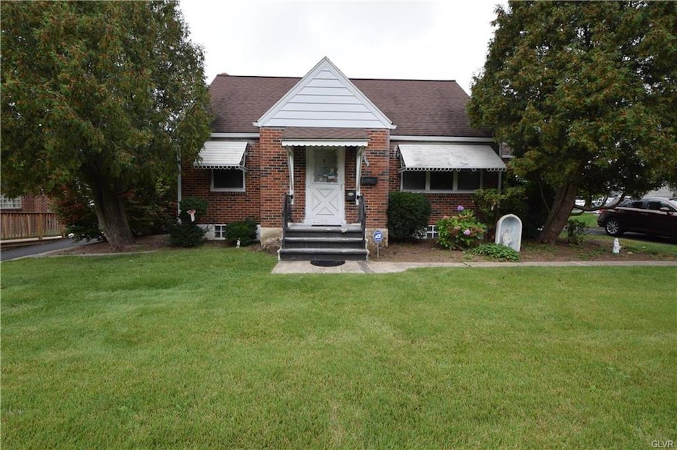 3109 W Emaus Ave, Allentown, PA 18103 - photo 1