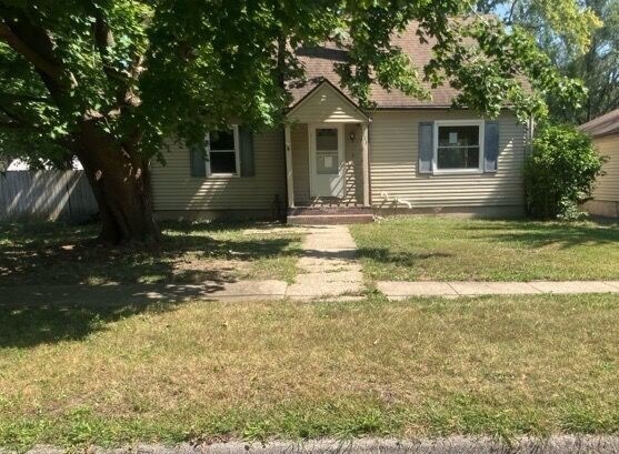 211 S Lafayette St, Byron, IL 61010 - photo 1