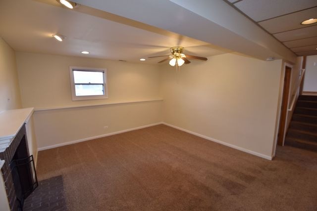 29W062 Wagner Rd, Naperville, IL 60564 - photo 1