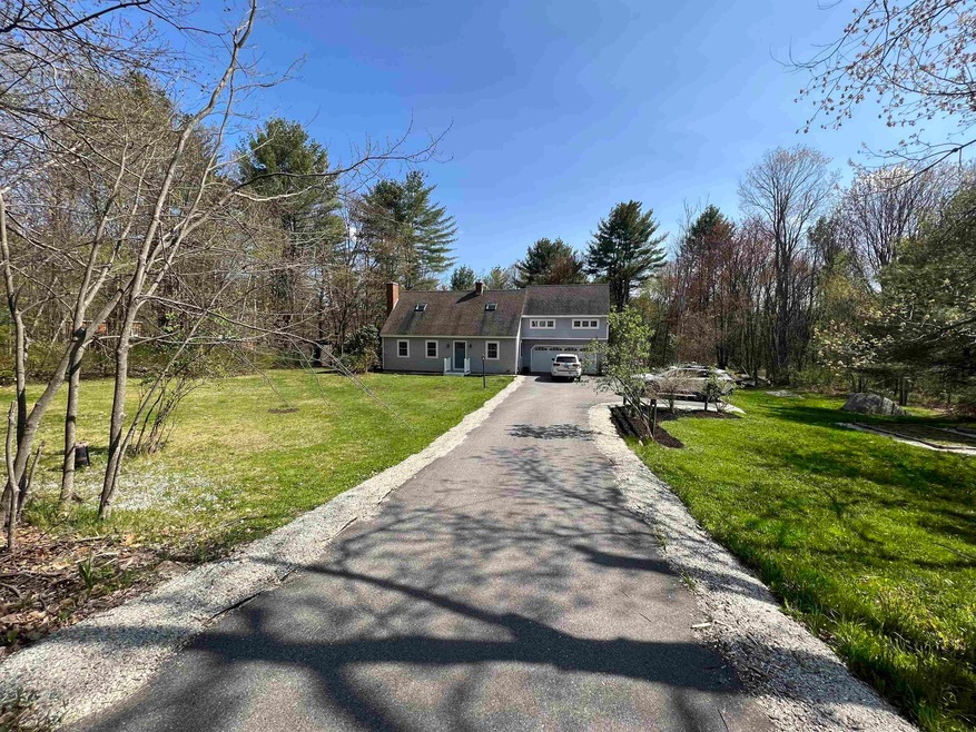 371 Deerfield Rd, Allenstown, NH 03275 - photo 1