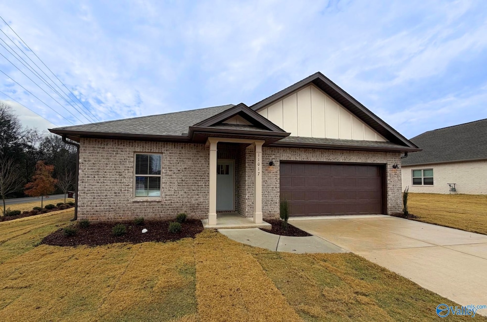 11017 Wayland Ridge Dr, Madison, AL 35756 - photo 1