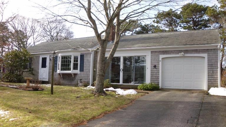 21 Fishing Brook Rd, South Yarmouth, MA 02664 - photo 1