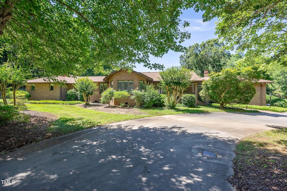 Sold $700,000 • Co-Listing Agent