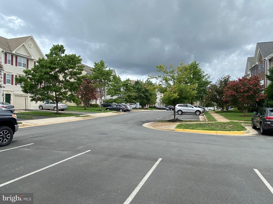 13499 Colesmire Gate Way, Bristow, VA 20136 - photo 1