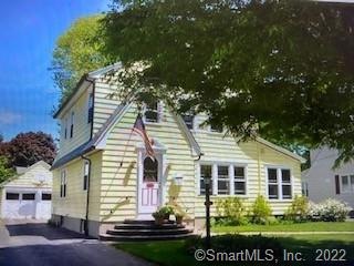 261 Pasadena Place, Bridgeport, CT 06610 - photo 1