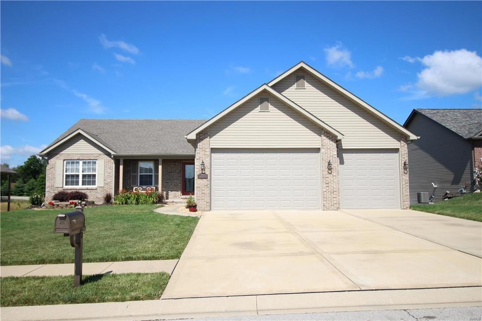 1917 Crimson Oak Dr, Maryville, IL 62062 - photo 1