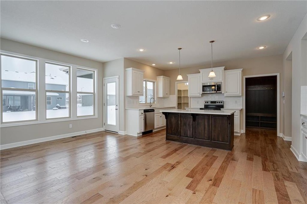 4411 SW Amethyst Dr, Lee's Summit, MO 64082 - photo 1