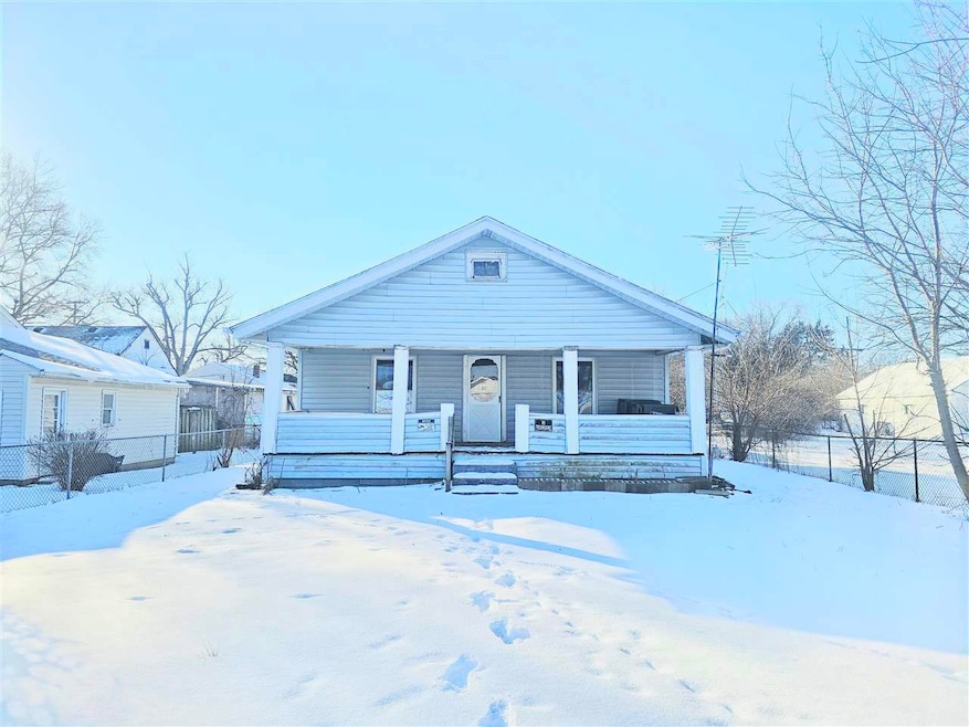 143 E School St, Anderson, IN 46012 - photo 1