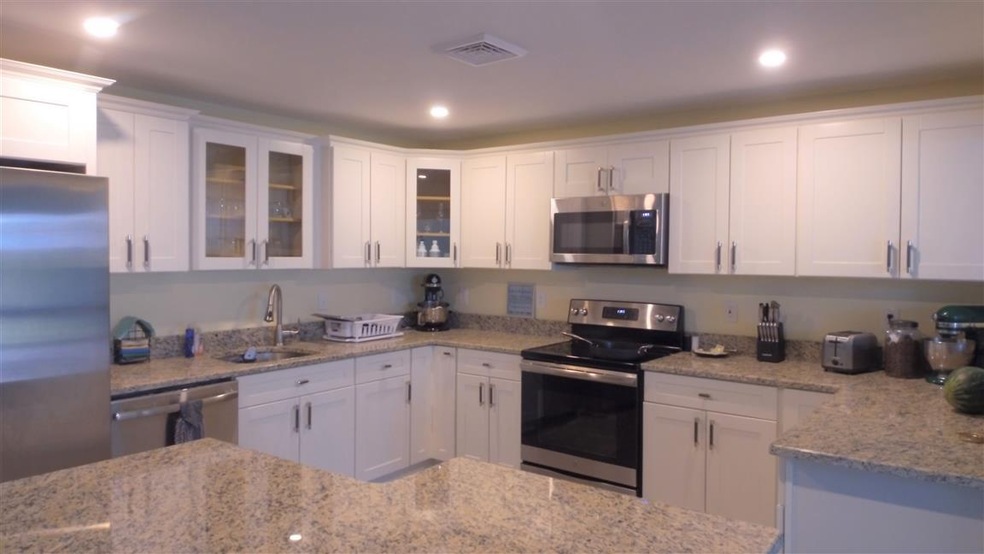 4 Surrey Ln, Merrimack, NH 03054 - photo 1