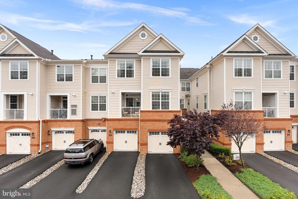 23230 Milltown Knoll Square unit 106, Ashburn, VA 20148 - photo 1